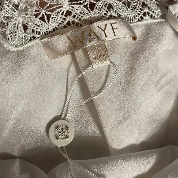 WAYF Embroidered Top - Picture 2 of 4